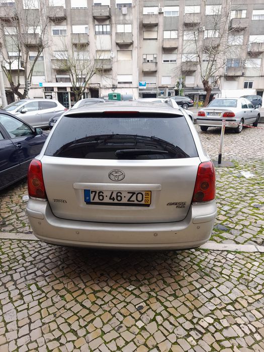Toyota  Avensis   2.0  Disel