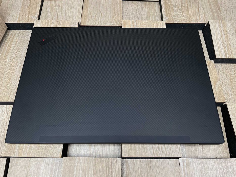 №5487 Ноутбук Lenovo P1 Gen3 4k IPS/Xeon W-10855M/16Gb/SSD256Gb/T2000