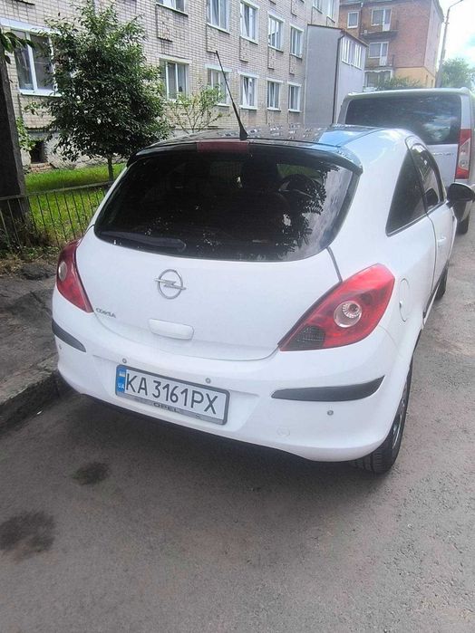 Автомобіль OPEL CORSA