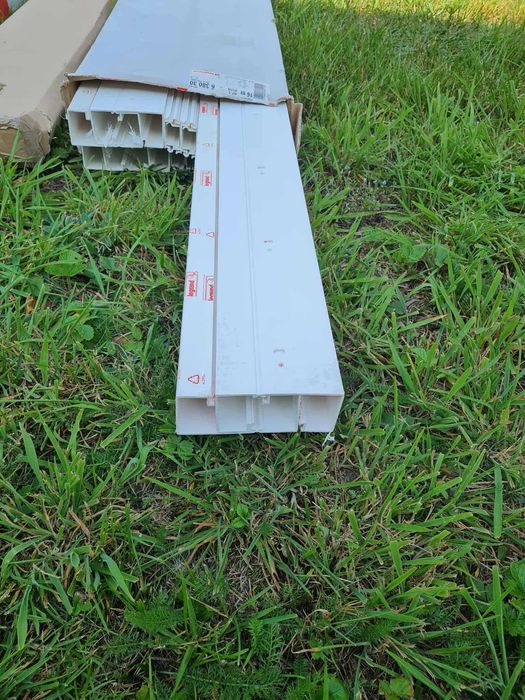 Kanał instalacyjny KIO45 100x50mm zatrzaskowy biały 638030 /2m/