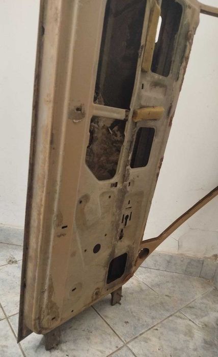 Двері передня ліва Таврія ЗАЗ