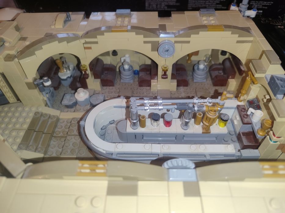 LEGO star wars 75290 kantyna mos eisley