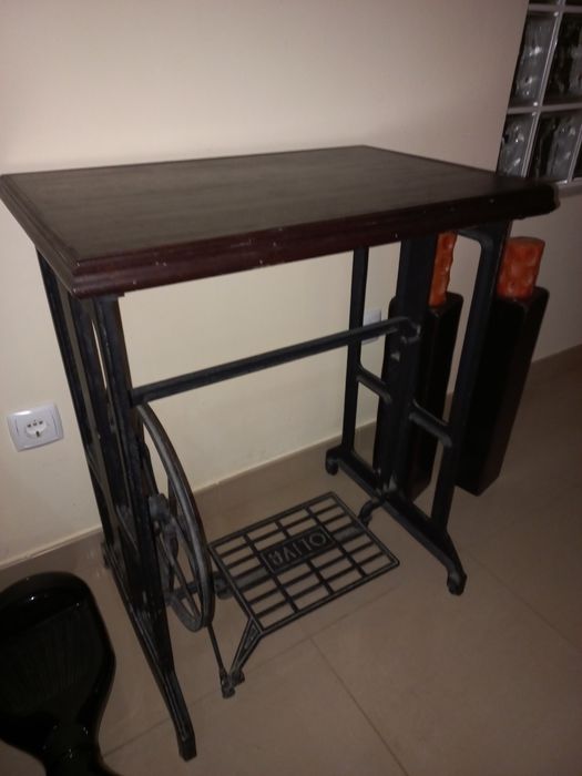 Mesa de apoio sala