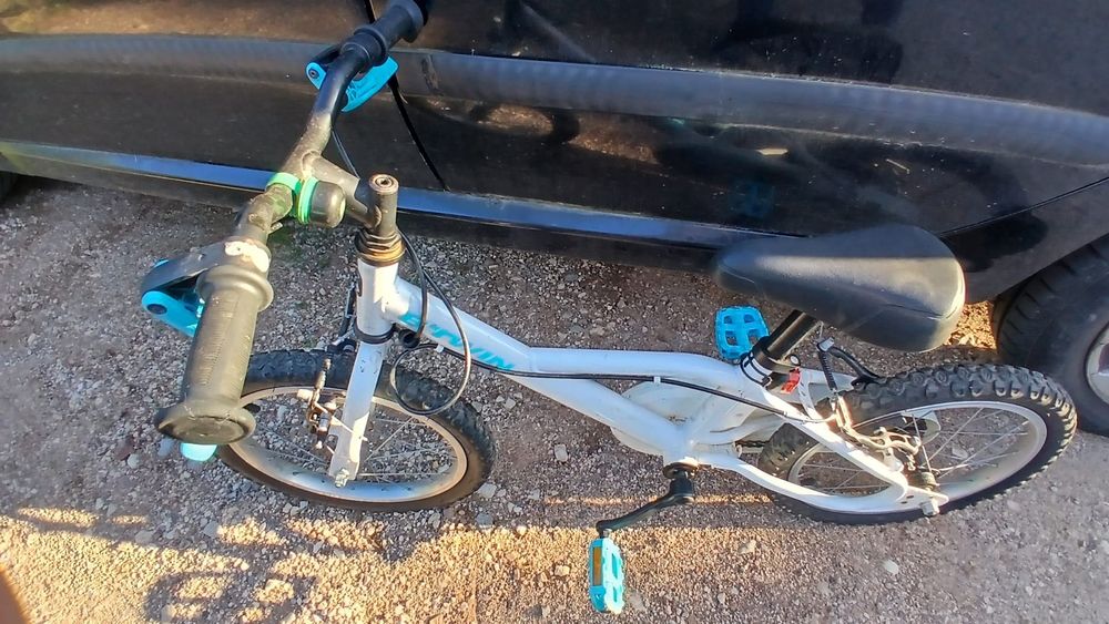 bicicleta usada em bom estado