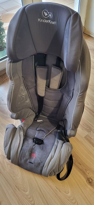 Fotelik samochodowy KinderKraft 9-36 kg