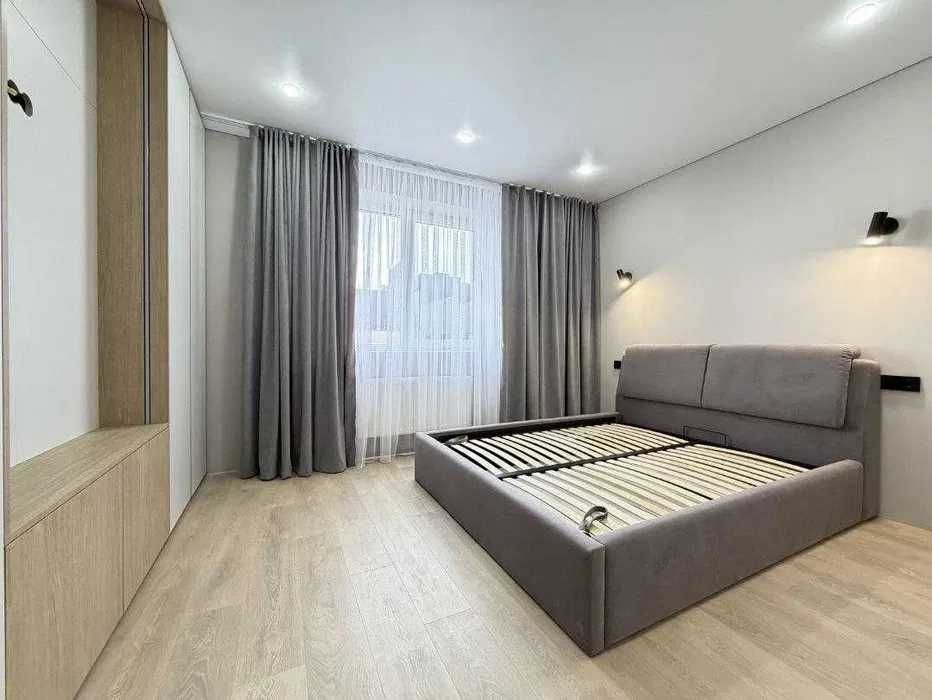 Продажа 1к квартири, вул. Чорновола 27 центр Києва