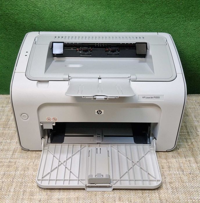 Drukarka laserowa HP P1005 - nowy toner, nowe kable, tylko 1 338 str
