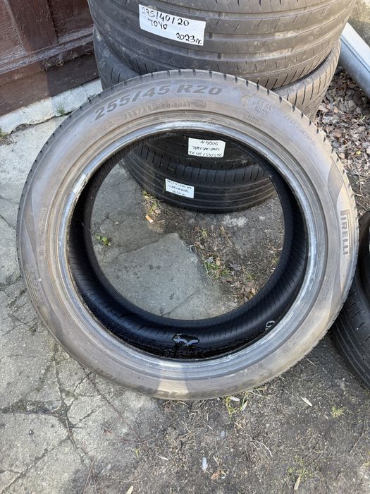 255/45R20 Pirelli scorpion