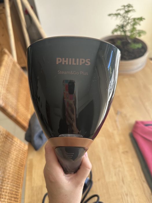 Ferro portatil vertical Philips Steam&Go plus