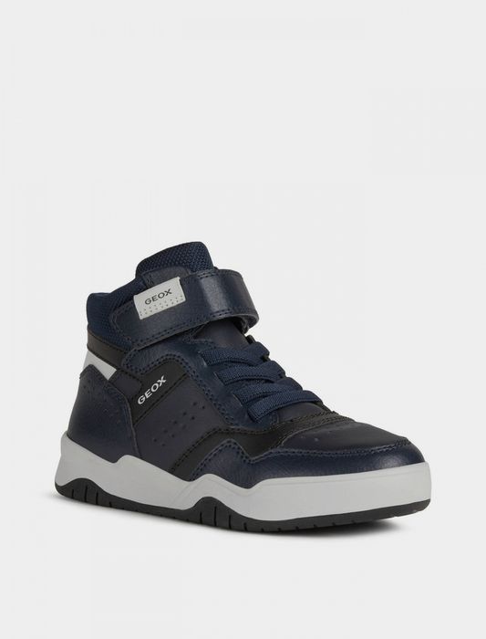 Нові черевики Geox J Perth р. 39