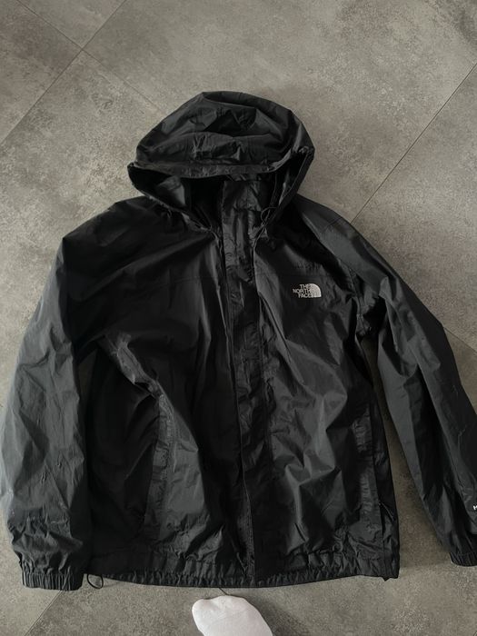 вітровка the north face