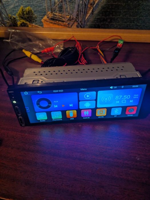 Андроід 1din магнітола з камерою