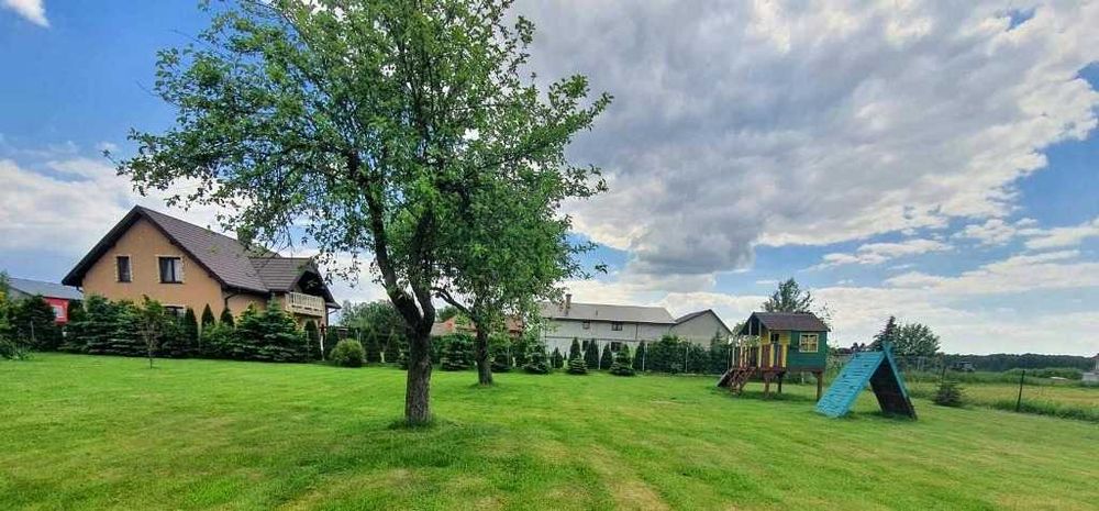 / Dom Zambrów ( okolice ) / 2 Domy / Hala / 12  Działek Budowlanych /