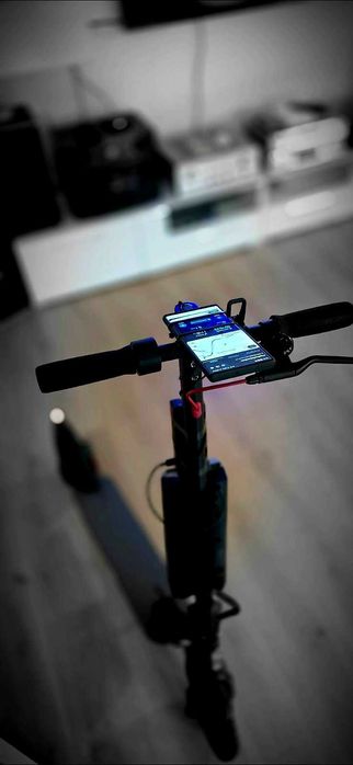 Hulajnoga elektryczna customowa dowalona na maxa