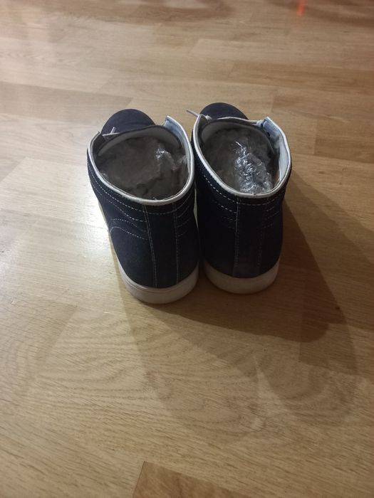 Взуття Monty, натуральний замш