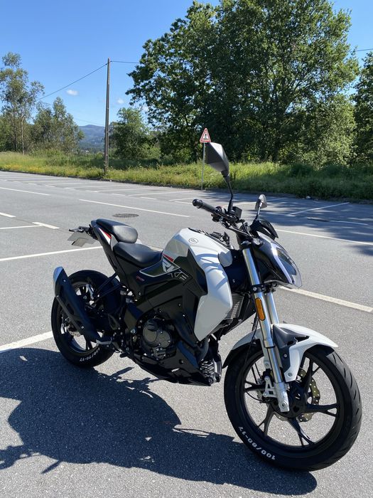 Keeway rkf 125 como nova