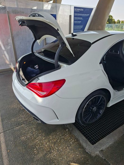 Mercedes-Benz CLA 200 d 7G-DCT AMG Line
