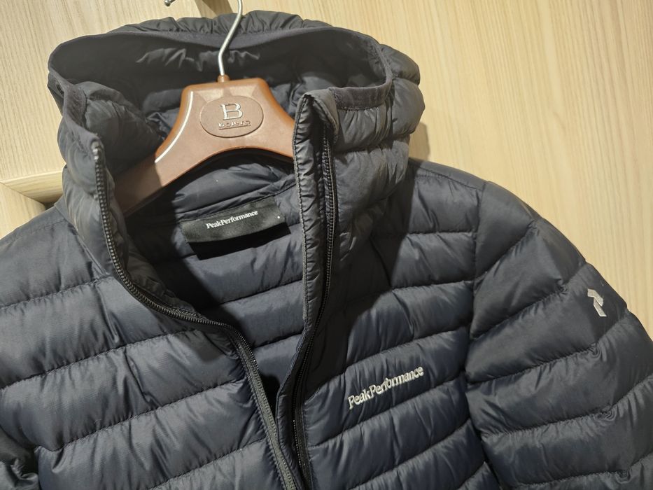Kurtka puchowa Peak Performance S W Down Linear Hood Jacket