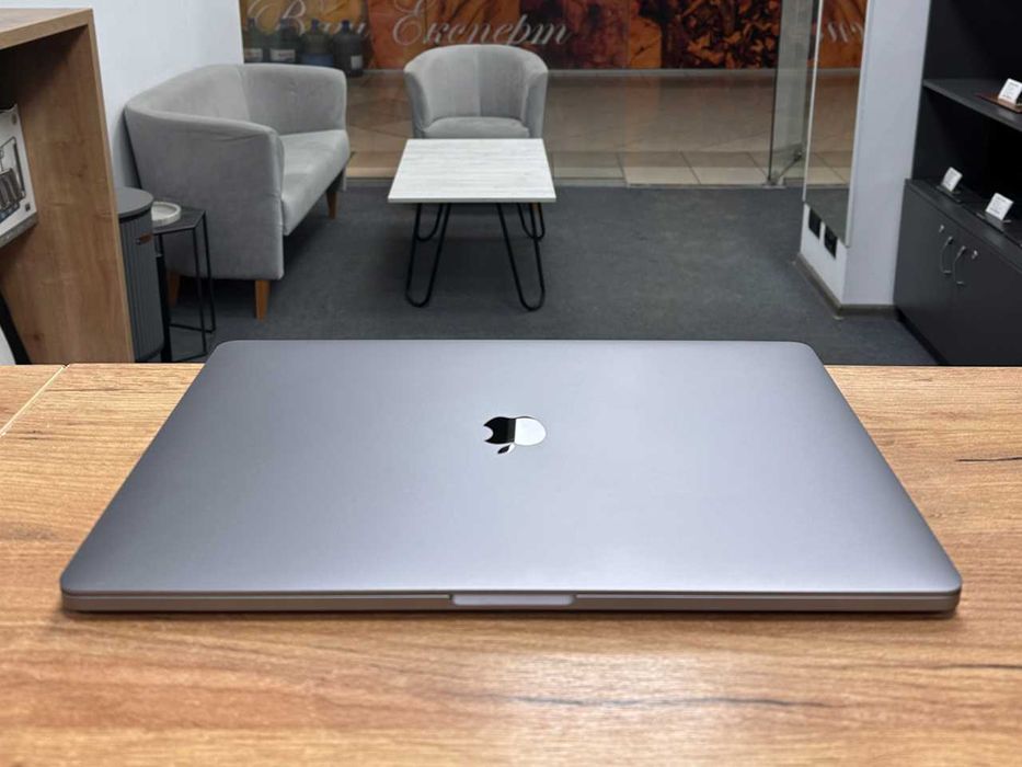 MacBook Pro 16 2019 • Space Gray • i9-9880H • 64 Gb • 512 Gb (макбук)