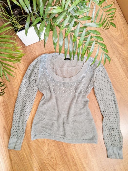 Szałwiowy miętowy sweterek z perełkami M-L