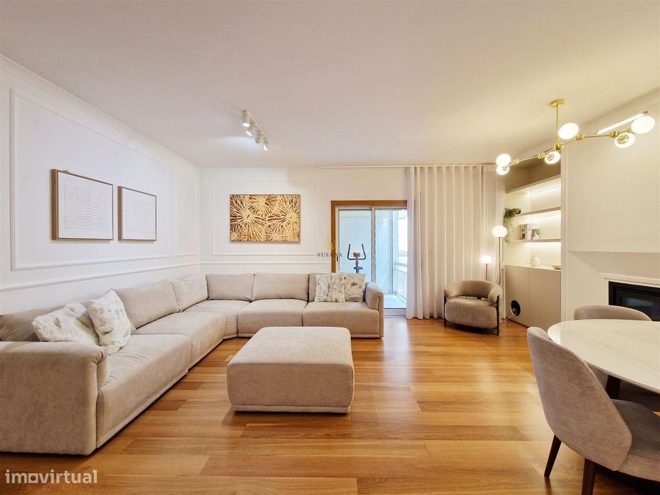 For Sale: Elegant 3-Bedroom Apartment in Viseu, Viseu