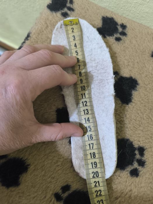 Чобітки -дутики на дівчинку 35 розмір