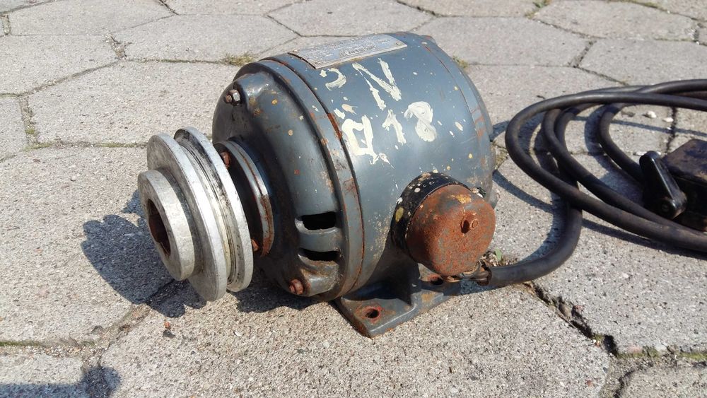 Silnik elektryczny 0.7kw