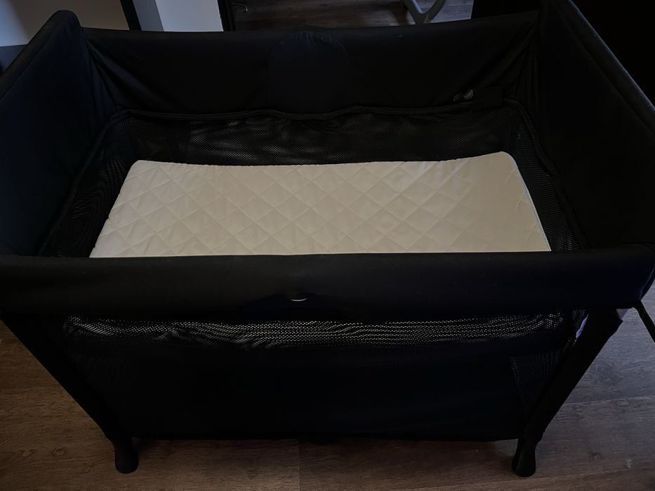Продам кровать манеж BUGABOO