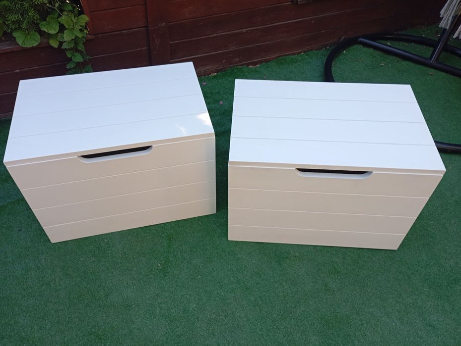 Duża drewniana skrzynia, szafka na buty, siedzisko, kufer na zabawki