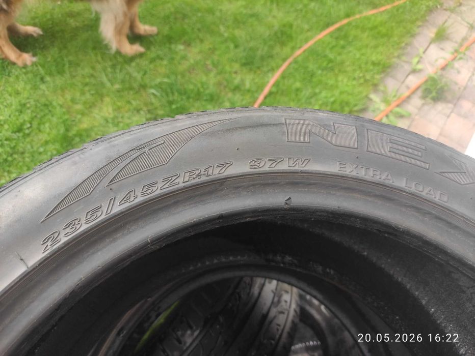 Opony Nexen 235/45 R17 97W