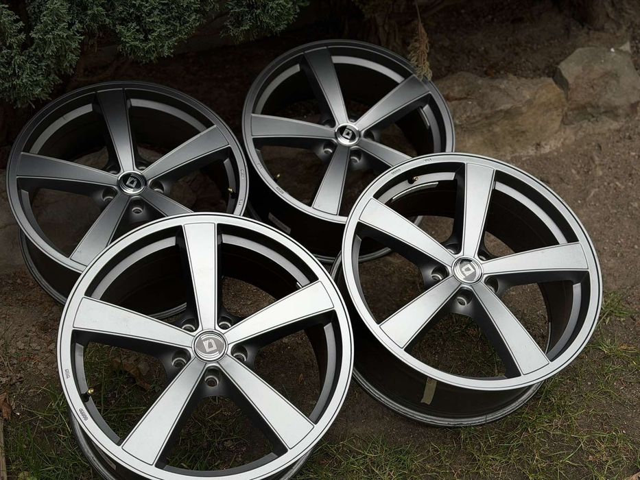 Диски литі легкосплавні 5/114,3r19 8.5j ET 35 dia 64.1 Tesla  Model³