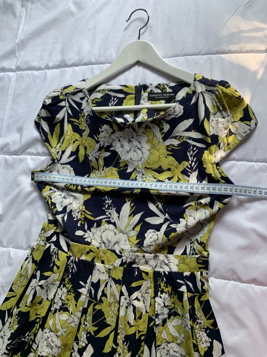 Sukienka letnia Doroty Perkins