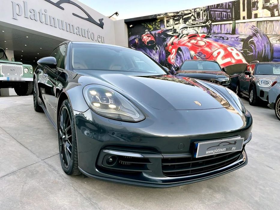 Porsche Panamera Sport Turismo 4 E-Hybrid Edition 10 Anos