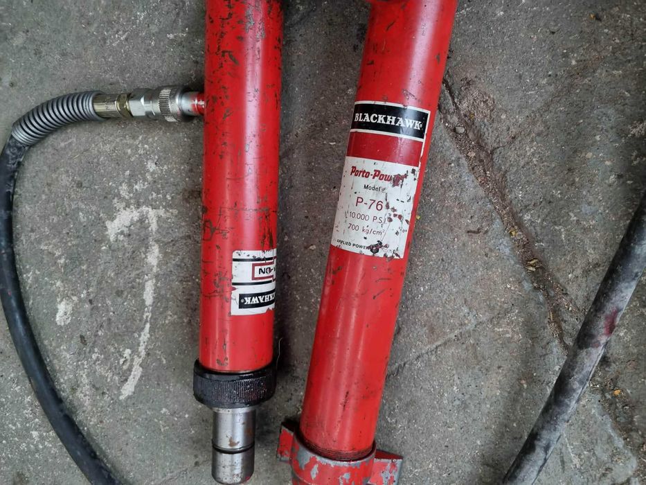 ROZPIERAK hydrauliczny 10t Blackhawk  10000psi 700kg/cm2
