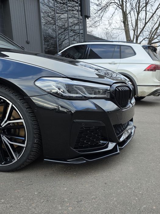 Сплиттер BMW G30  в стиле Maxton Design диффузор губа спойлер сплiтер