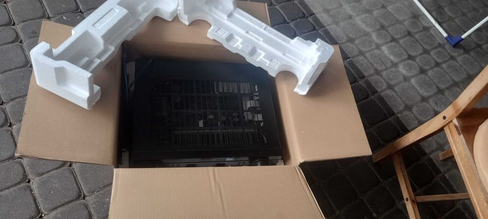 Radio amplituner Yamaha rx-v440rds