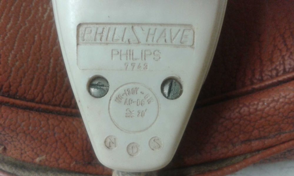 Máquinas barbear antigas Philishave, Braun