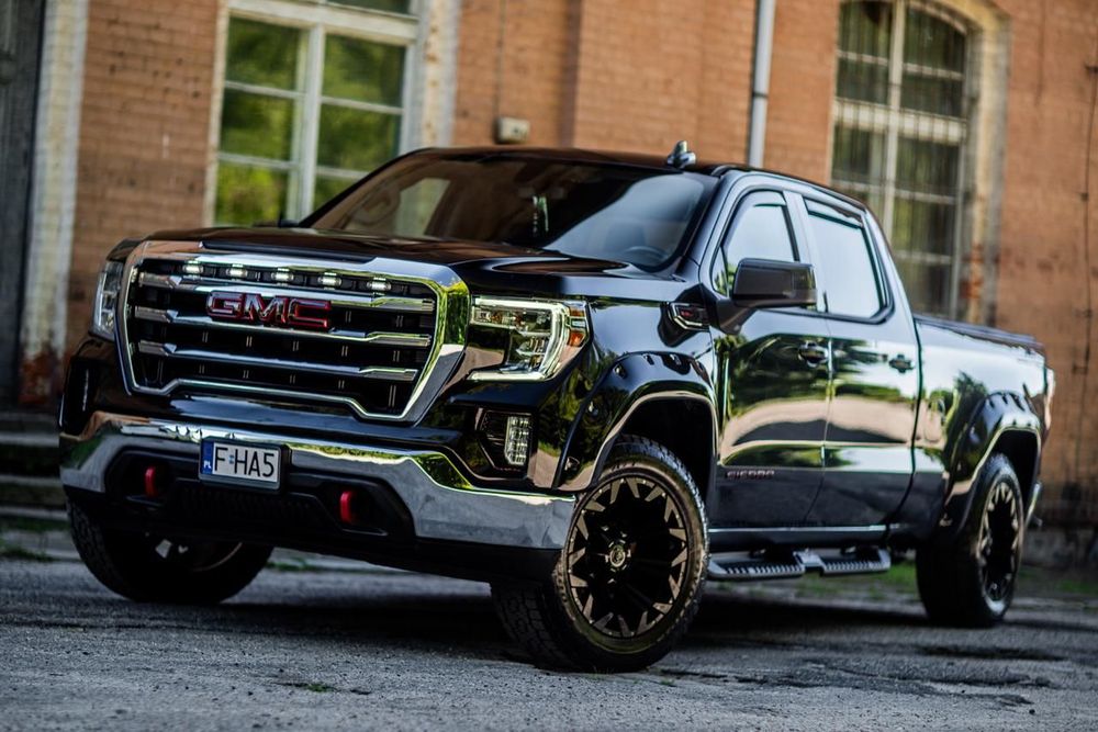 GMC Sierra