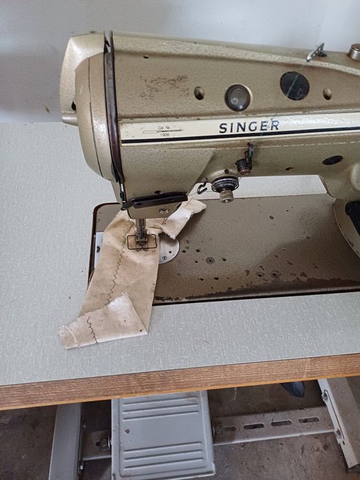 Maquina de costura zig zag singer