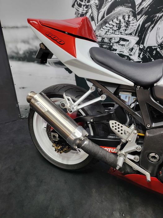 Suzuki GSX-R 600 K7