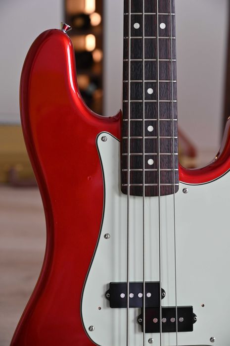 Fender Japan Precision Bass z lat 90, CAR, lekki 3,8 kg, gitara basowa precel
