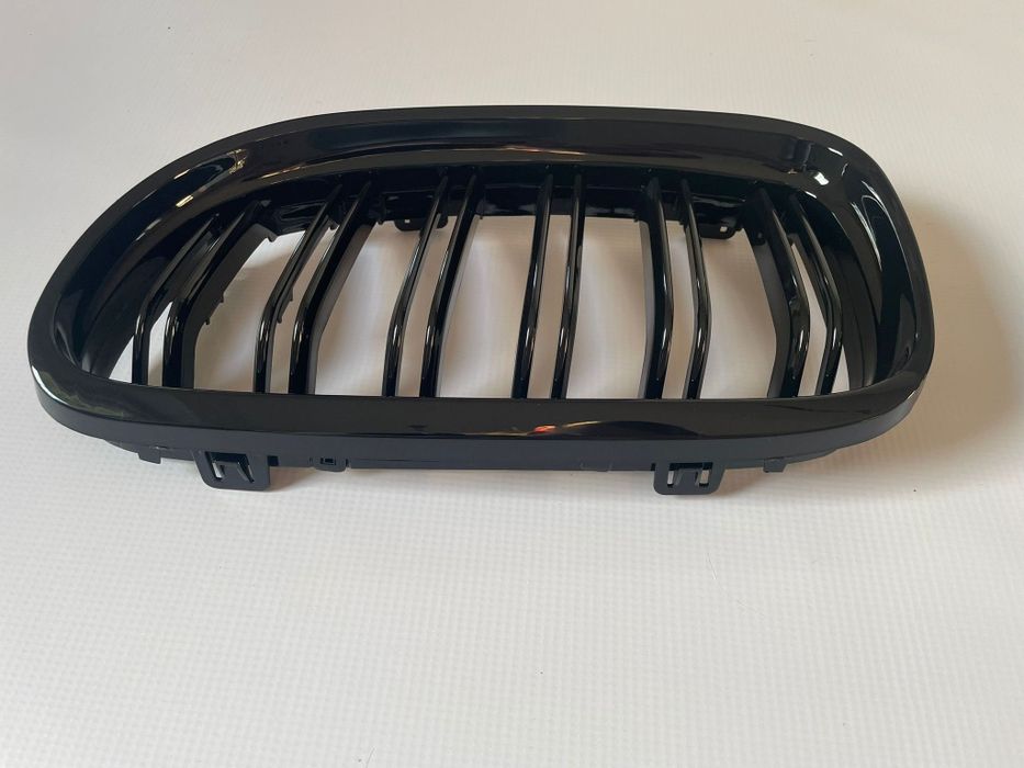Nerki Grill nakładki BMW E90 E91 08/11 Polift czarny połysk