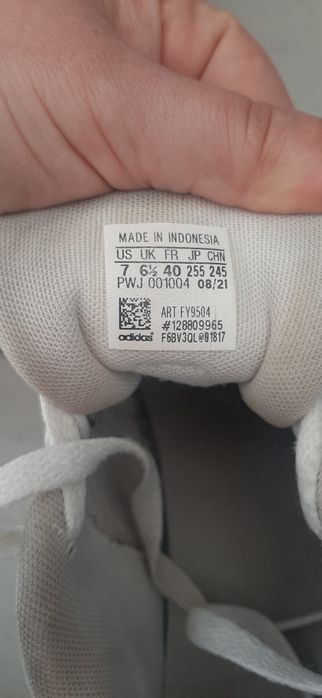 Adidasy adidas r40