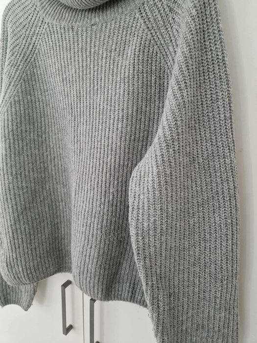 Szary damski sweter z golfem pudełkowy gruby L/XL
