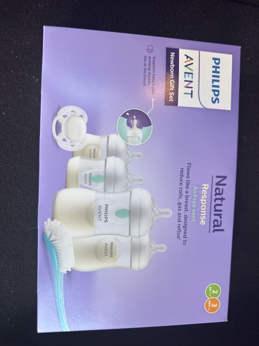 Vendo kit de biberoes  Natural Response AirFree Novo