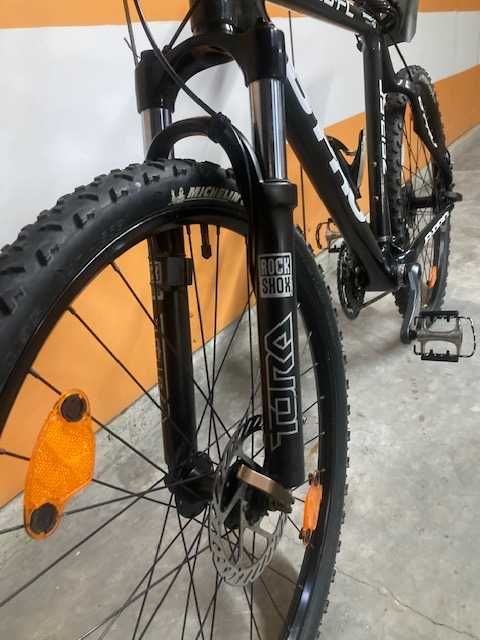 Vende-se Bicicleta Cross BTT B-PRO Z513-FC