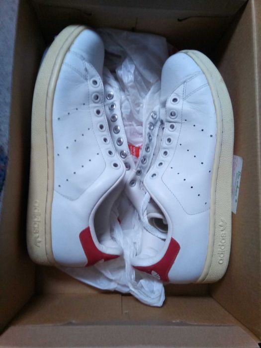 Rockport. Adidas. Calçado desportivo e outros irrepreensíveis!