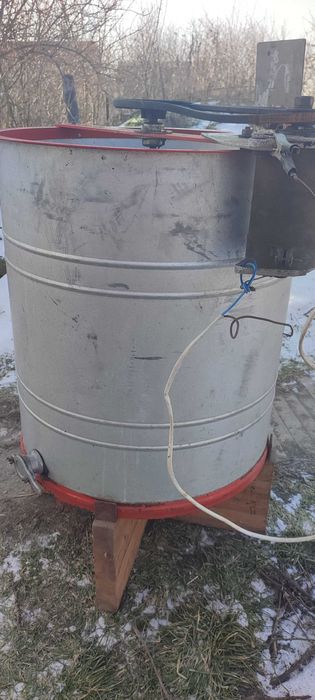 Продам медогонку