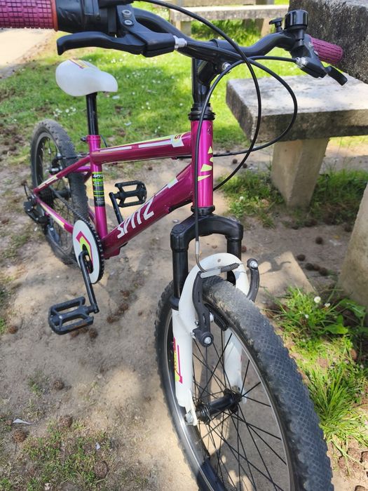 Bicicleta cor de rosa