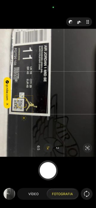 Air jordan brancos e verdes